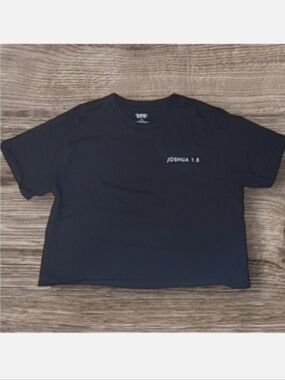 WOMEN'S QUEEN BEES CHRISTIAN CROP TOP SHIRT